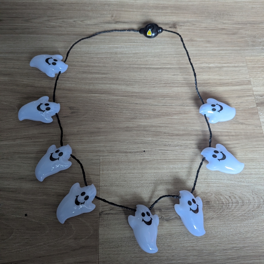 Ghost String Lights Need Batteries